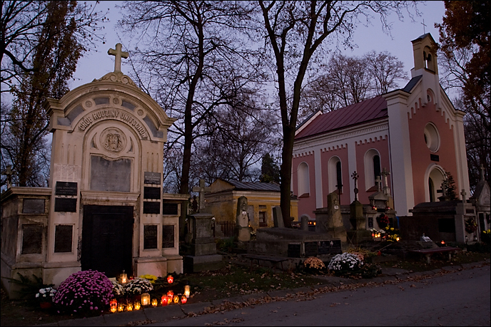 Stary Cmentarz w Tarnowie - grobowiec Onitschów
